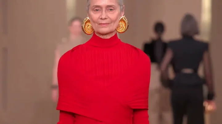 Balmain Fall Winter 2024 Women's Show